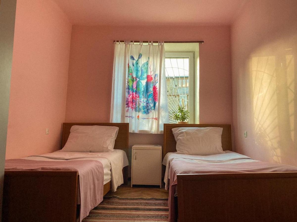 Aregak B&B And Tours Goris Ngoại thất bức ảnh
